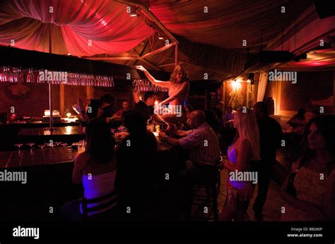 Striptease/Lapdance Prostituta Beato Antonio
