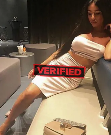 Angelina strapon Prostitute Madona
