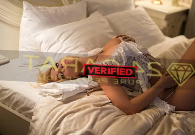 Britney Titten Prostituierte Bodenwerder